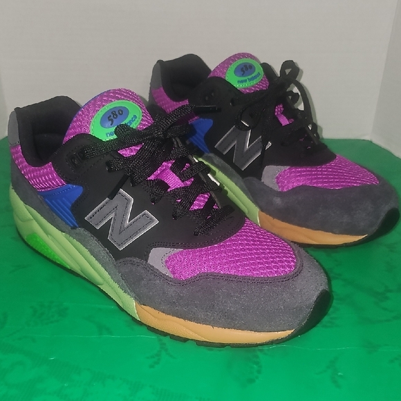 New Balance 580 - Picture 4 of 11